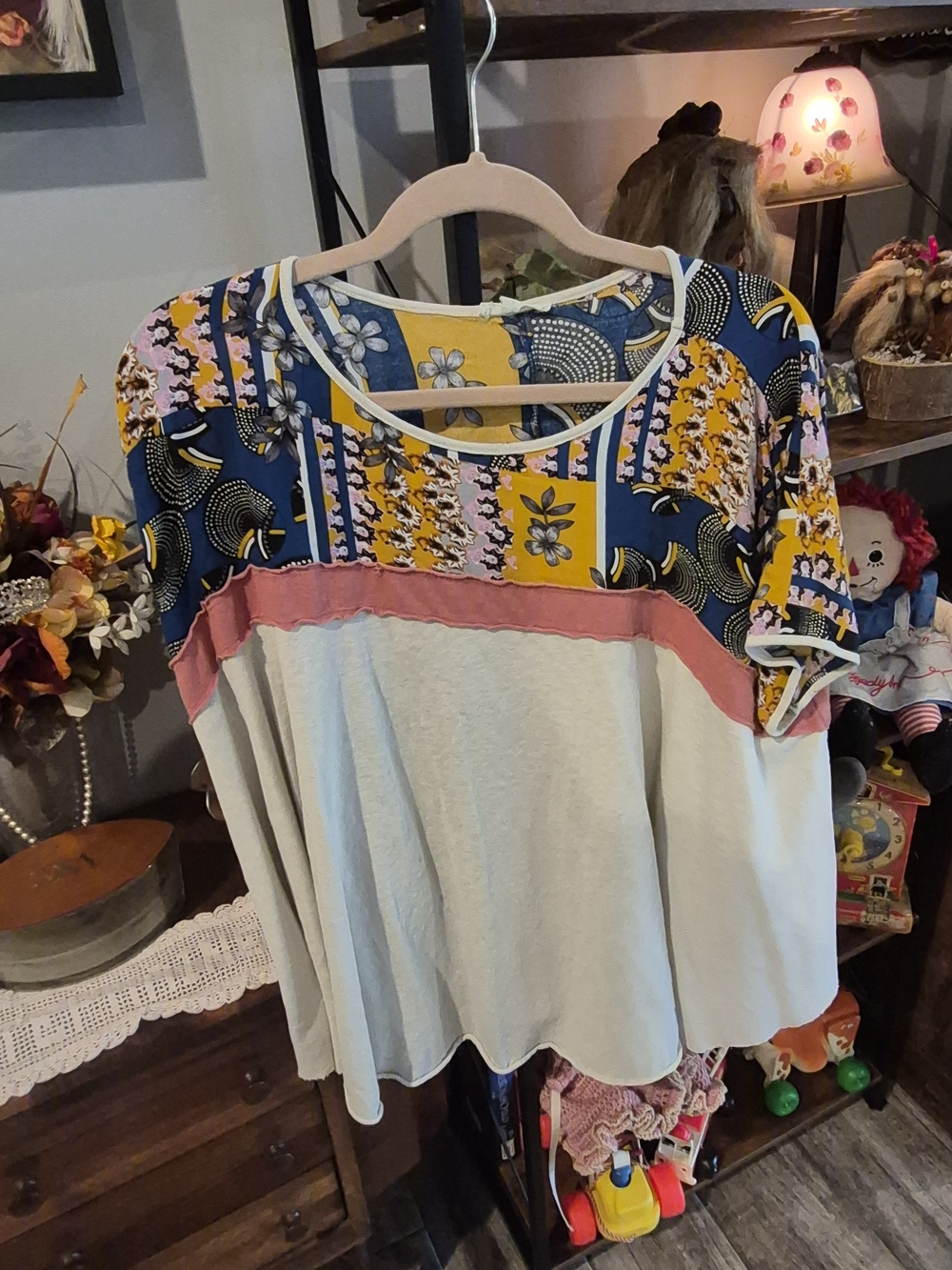 easel Multicolor Floral Patchwork Short Sleeve Top